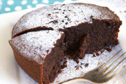 Decadent Gluten-Free Chocolate Cake: Delicious and Easy Recipe