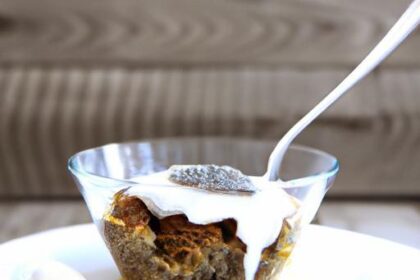 Vanilla Chia Seed Mug Cake: Quick, Healthy, and Delicious!