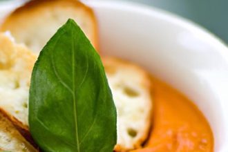 Whip Up 5-Minute Tomato Basil Soup: Fresh, Fast, Flavorful