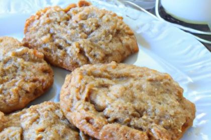 Easy No-Bake Peanut Butter Oatmeal Cookies: Quick & Tasty!