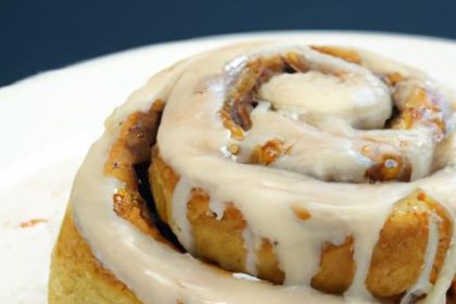 Drizzle Delight: Mastering the Art of Icing Cinnamon Rolls