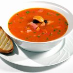 Manhattan Clam Chowder: A Tangy Twist on Classic Comfort